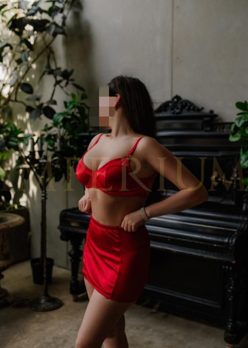 Leia master in the erotic salon Imperium