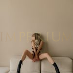 Luna master in the erotic salon Imperium